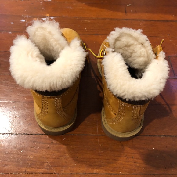 Timberland kids boots, size 12 - Picture 2 of 7